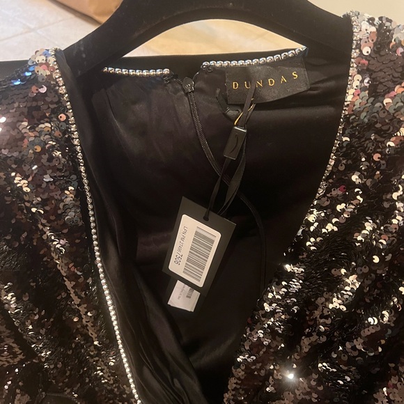 Twisted front Sequin mini dress brand new with tags - Picture 6 of 9